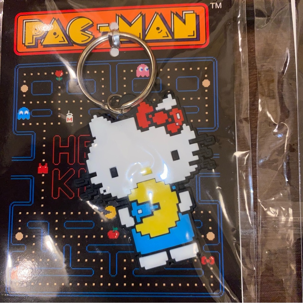 Hello Kitty x PacMan Pac-Man Colab Keychain